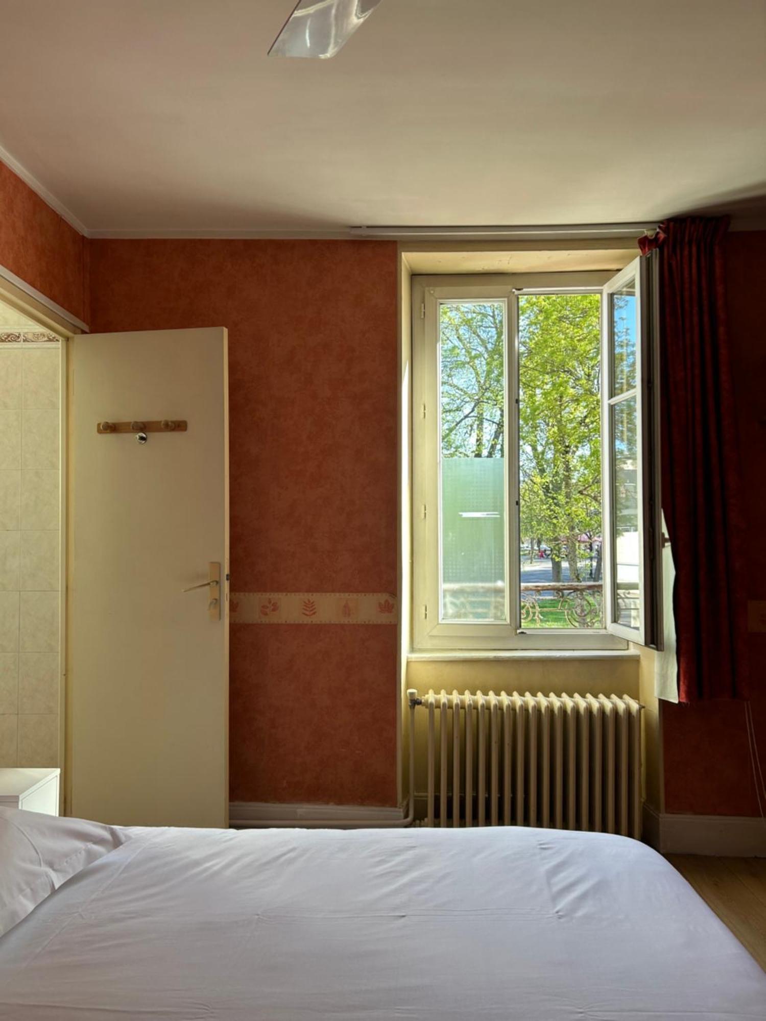 Hotel Des Ducs نيفي المظهر الخارجي الصورة